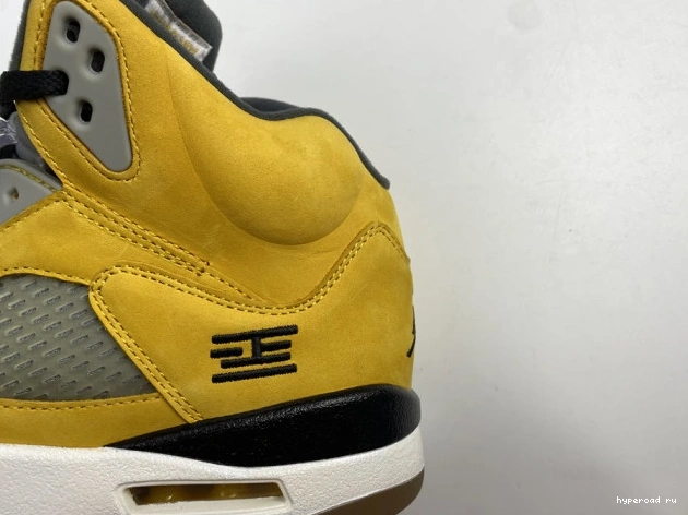5 Retro Jordan Air T23 Tokyo 454783-701 0611